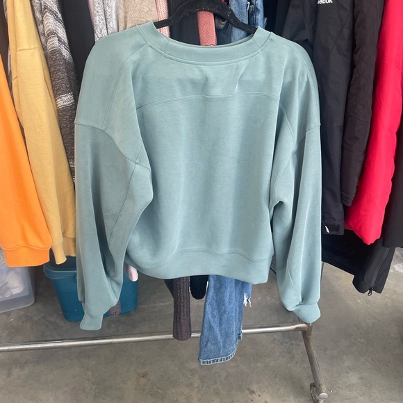 Lululemon Perfectly Oversized Cropped Crew *Softstreme* in Tidewater Teal - Picture 6 of 8